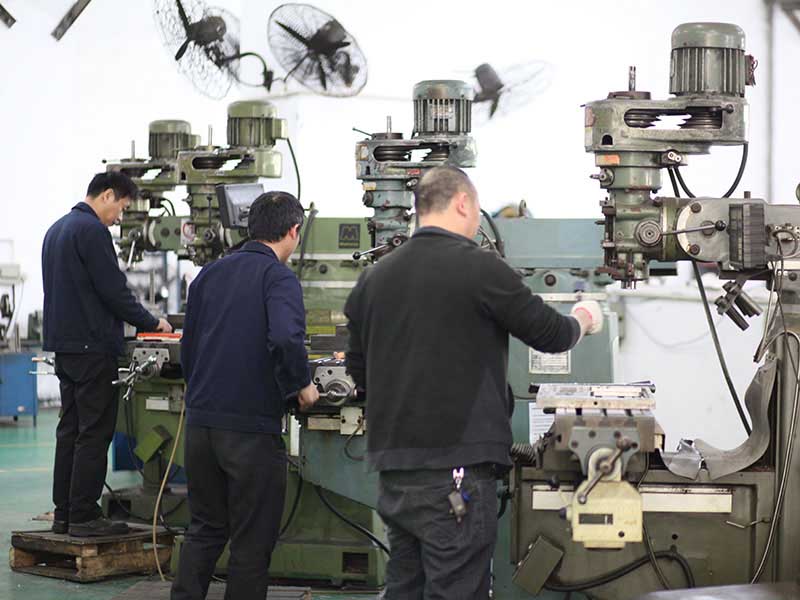 1523810897629483.jpg 車(chē)間04.jpg